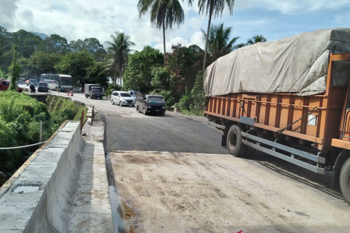 Puncak arus mudik ke Sumbar hari ini, "pulang basamo" jadi favorit