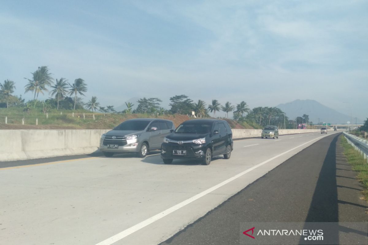 Pemudik mulai padati Tol Boyolali-Solo