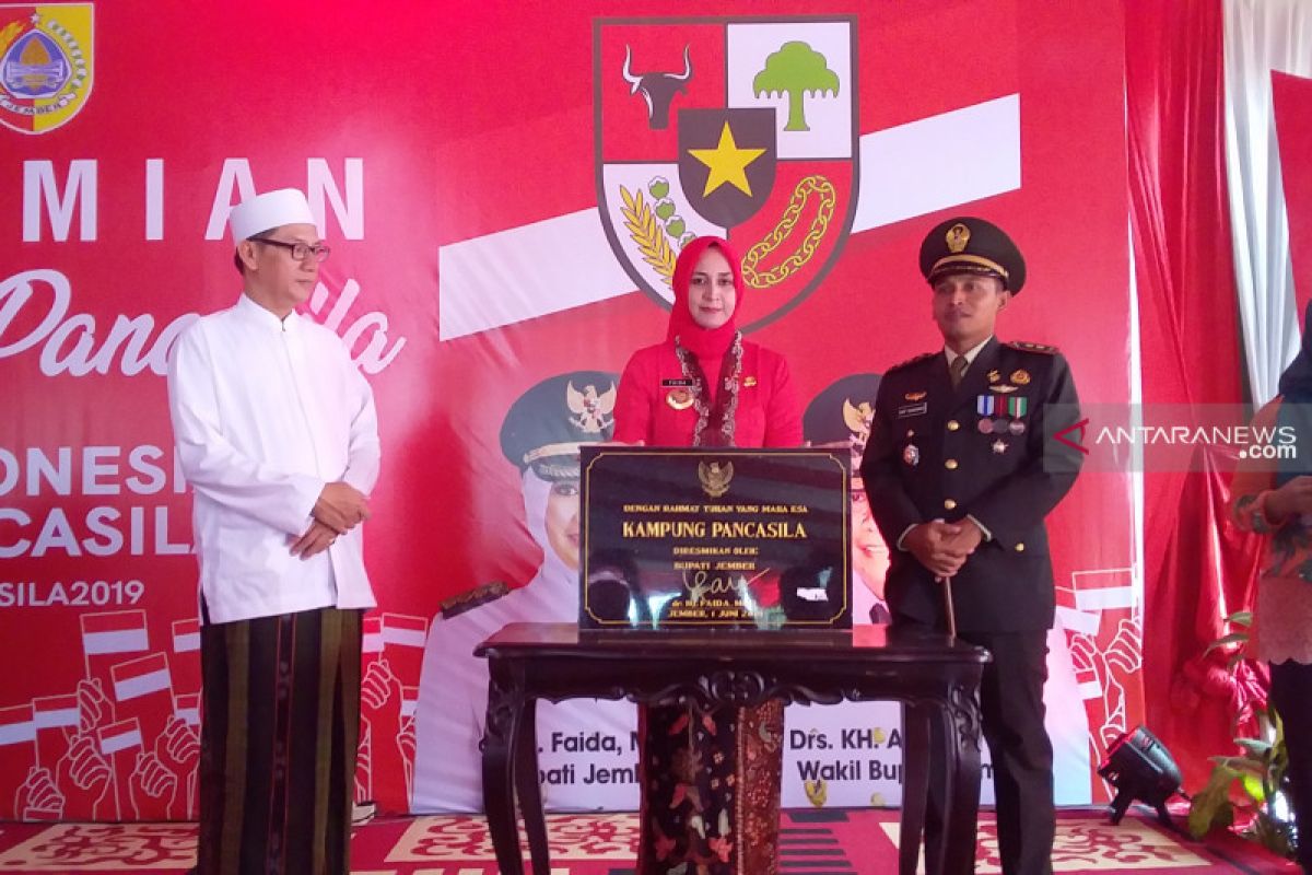 Bupati Jember resmikan kampung Pancasila di Pesantren As-Shiddiqi Putra (Video)