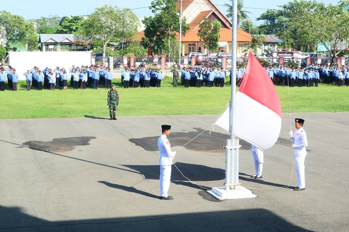 Ratusan pegawai Ketapang ikut Apel Hari Kelahiran Pancasila