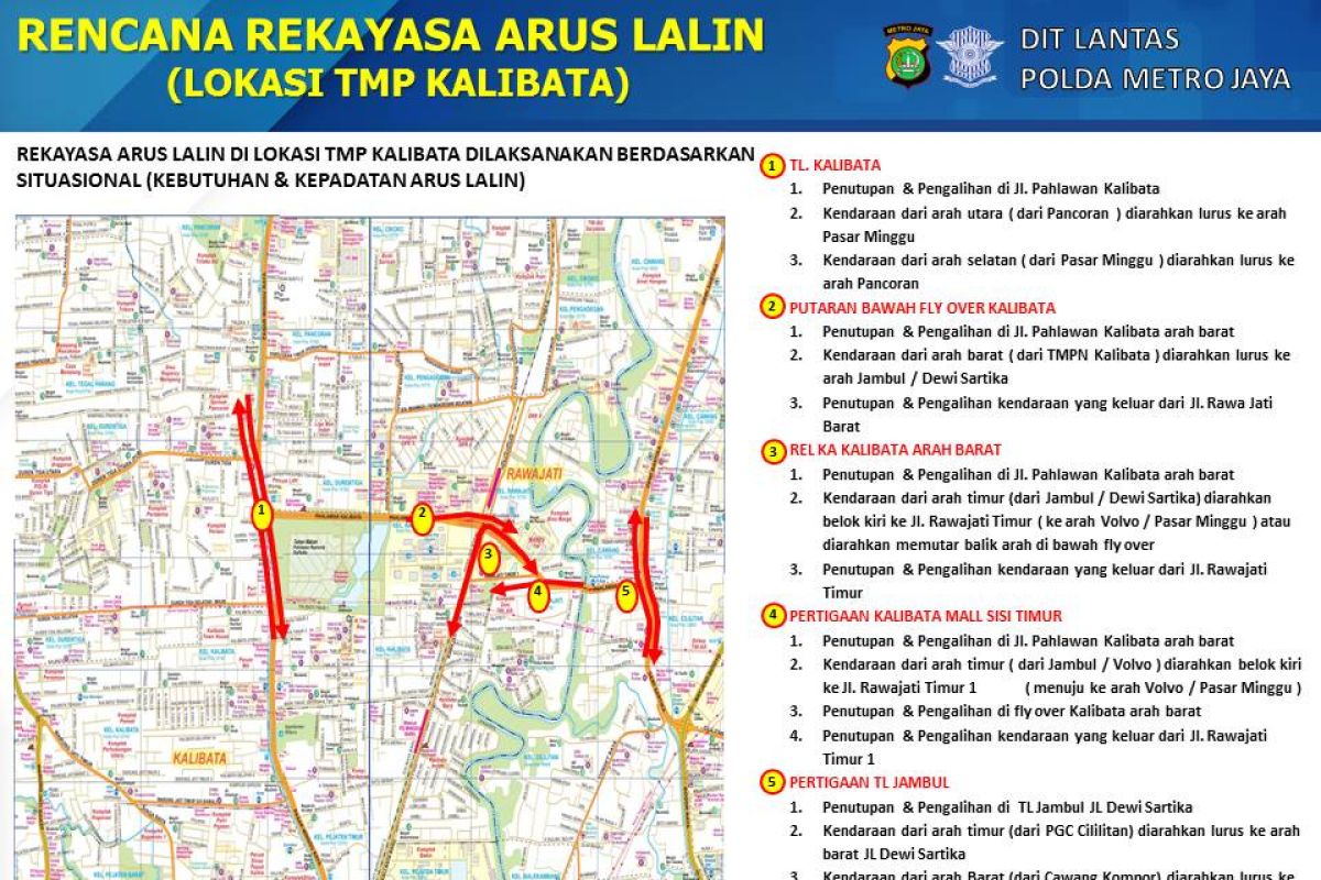 Polisi rekayasa lalu lintas di Kalibata saat pemakaman Ani Yudhoyono