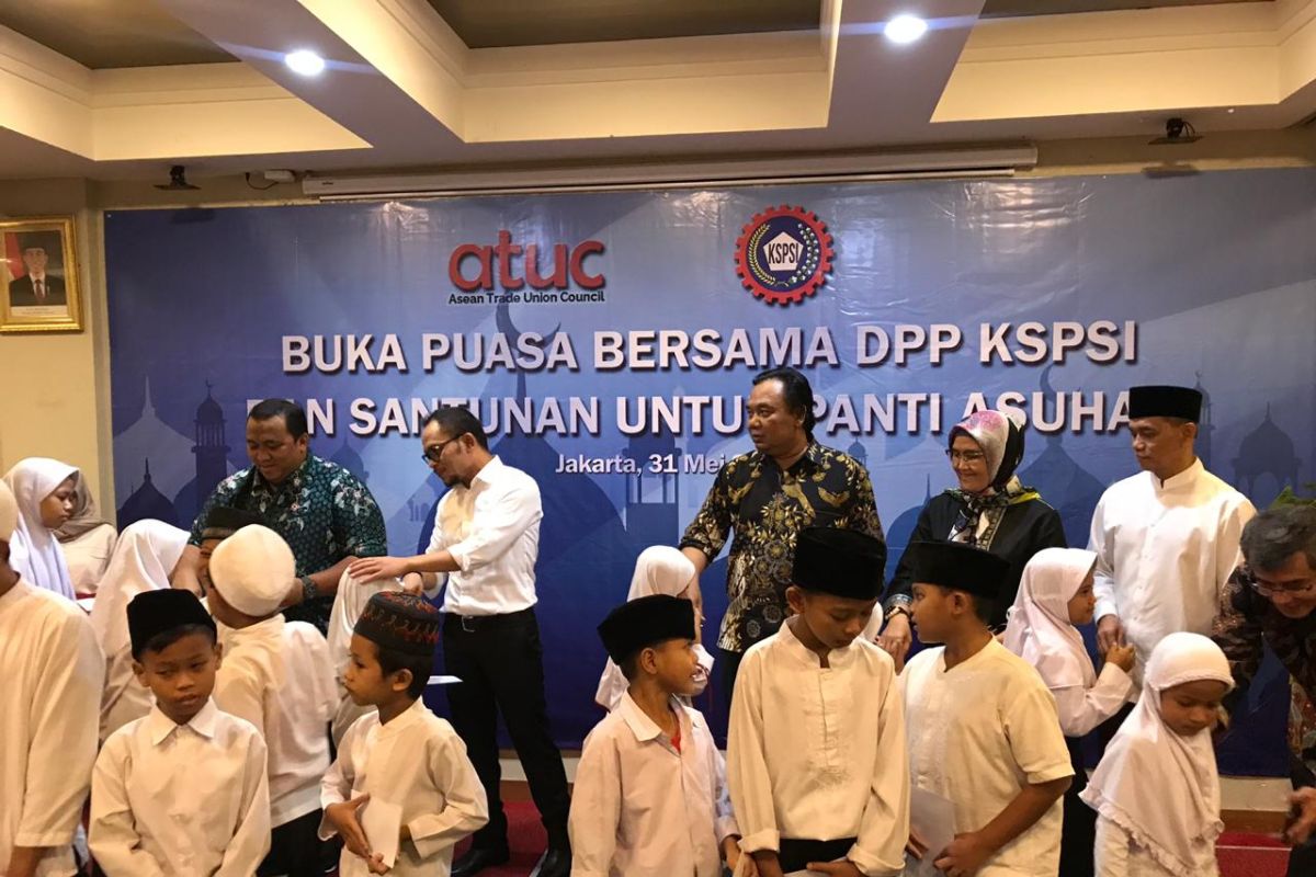 KSPSI ingatkan perusahaan bayar THR pekerjanya