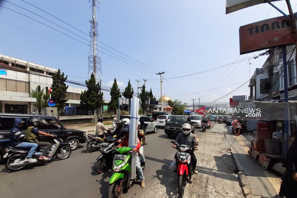 Truk pengangkut barang nonpangan dilarang melintas di jalan nasional