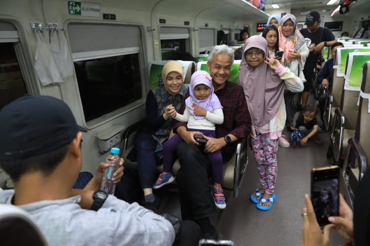 Ganjar sebut pemudik dorong pertumbuhan ekonomi Jateng