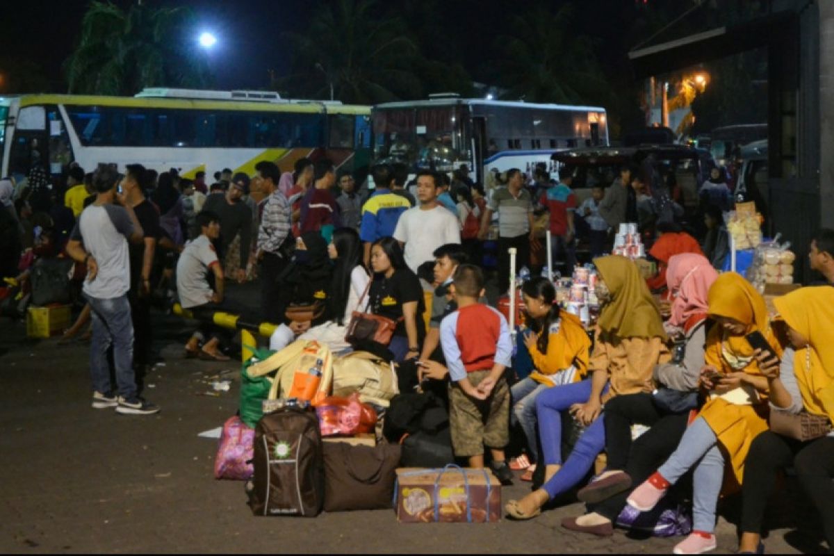 Travel gelap marak di Pelabuhan Bakauheni