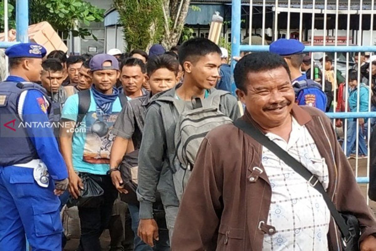 Peningkatan penumpang kapal di Sampit imbas mahalnya tiket pesawat