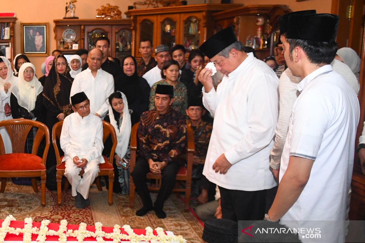 SBY: Ibu Ani pasrah namun tidak pernah menyerah
