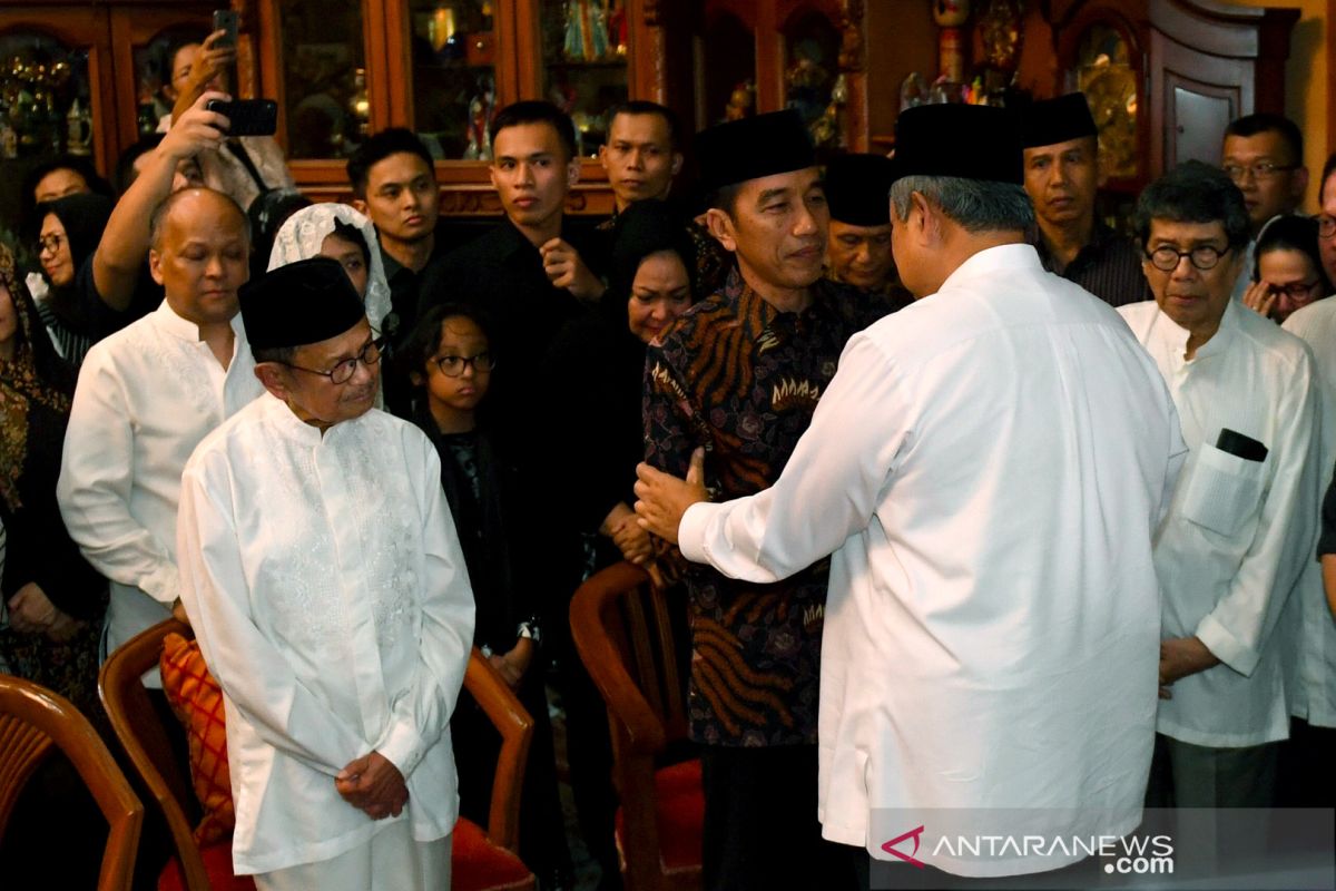 President Joko Widodo to lead ceremony at Ani Yudhoyono's funeral