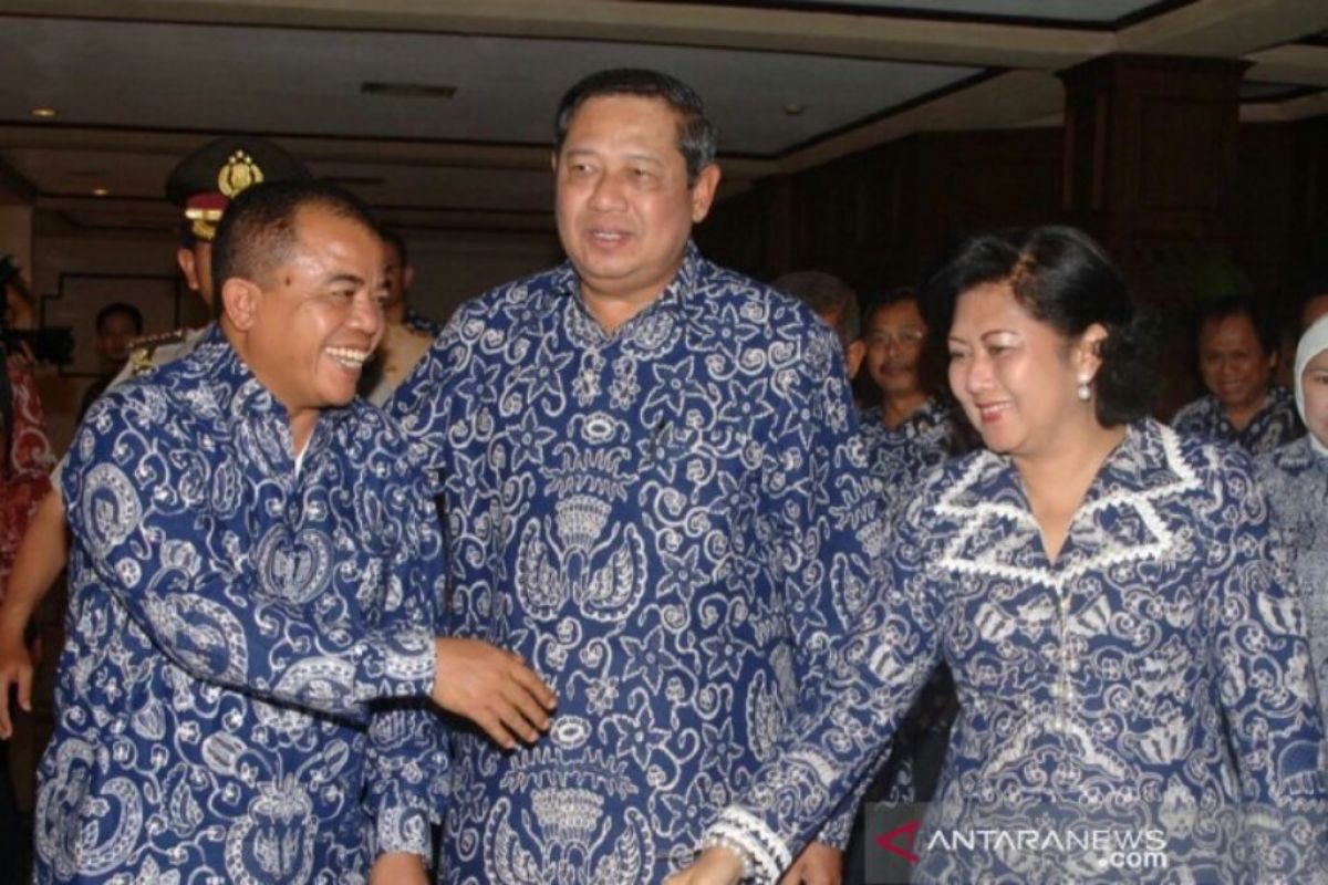 Ibu Ani Yudhoyono di mata Asro