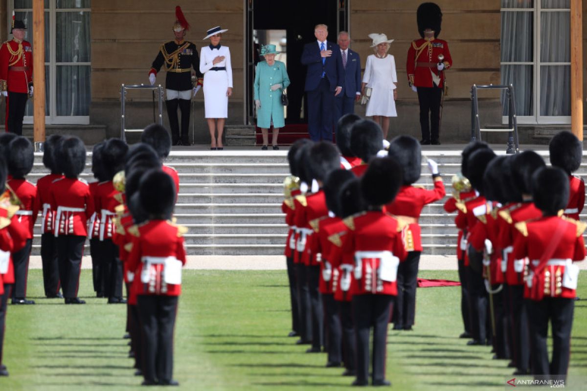Presiden AS Donald Trump bertemu Ratu Elizabeth di Buckingham Palace