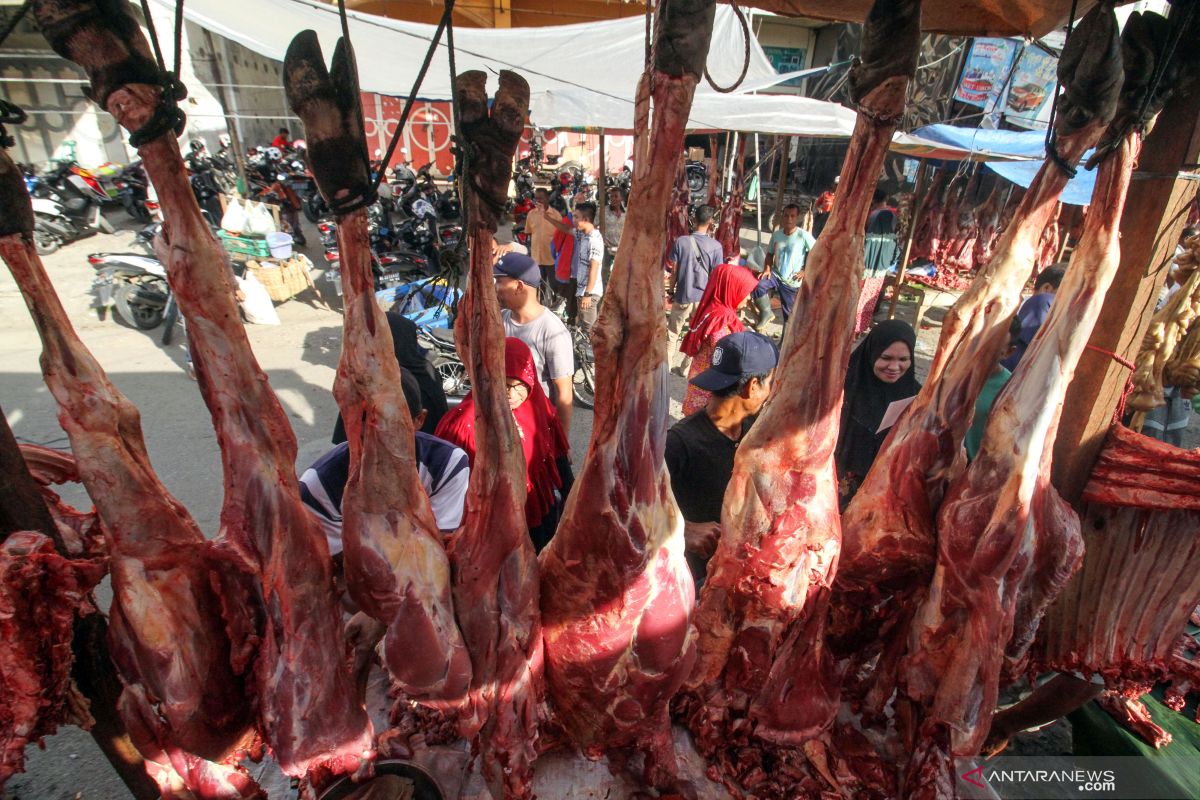 Harga daging sapi di Pasar Toboali tembus Rp130.000 per kilogram