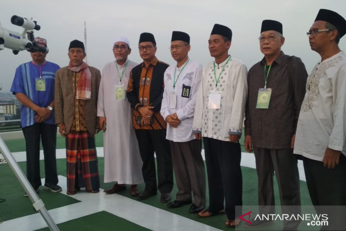 Pemantauan hilal  di Palembang tertutup awan