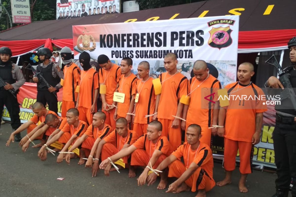 Polres Sukabumi Kota pajang pelaku kriminalitas di pusat kota