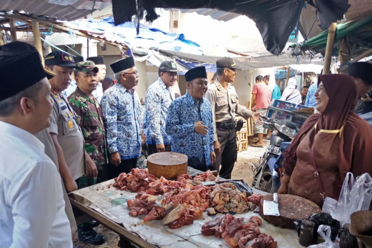 Bupati Lombok Utara Sidak Operasi Pasar