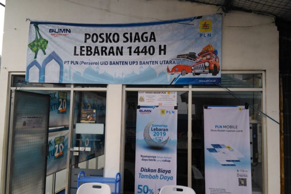 PLN dirikan posko pijat refleksi pemudik di pelabuhan Merak, Banten