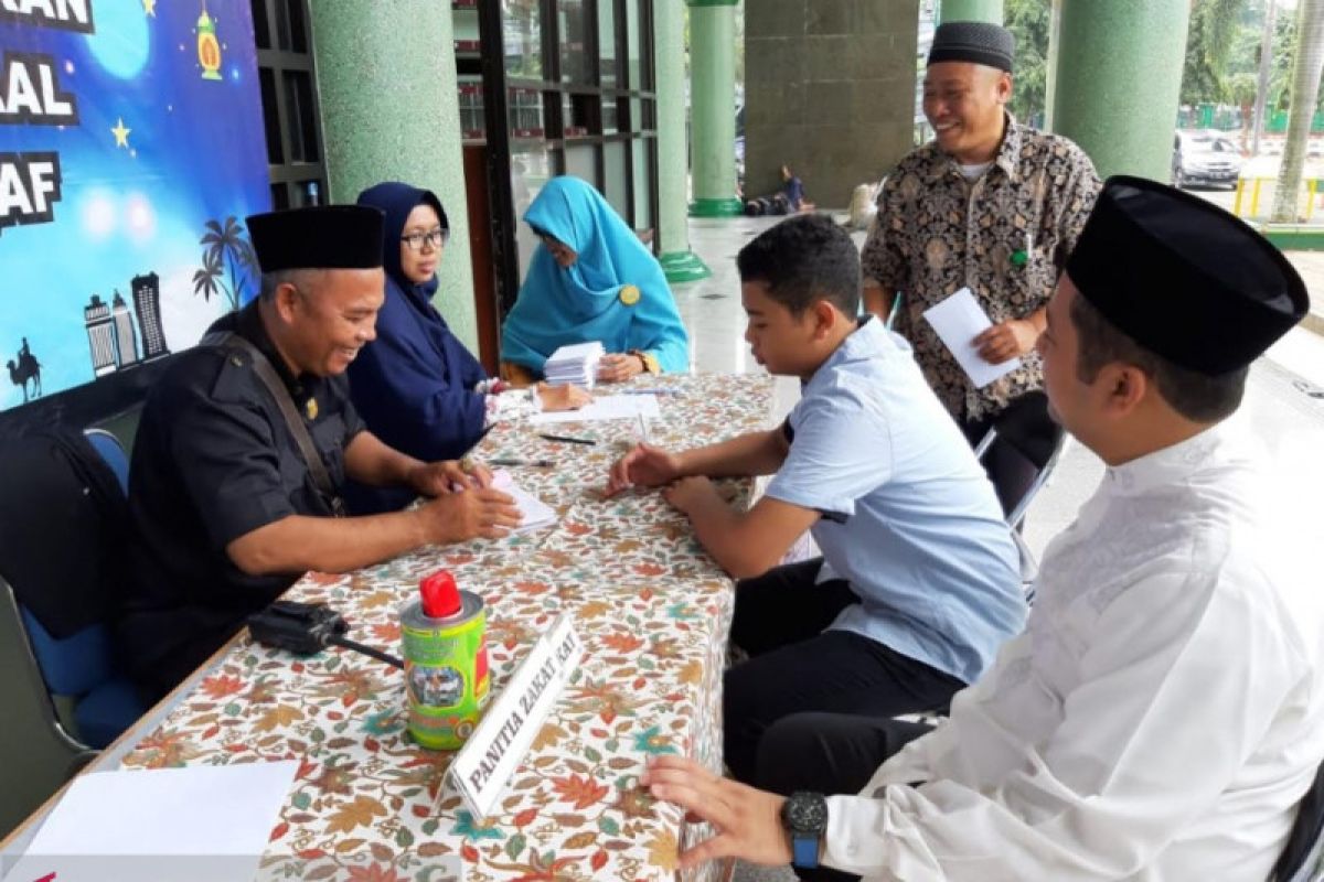 Wali Kota Tangerang: Ayo bayar zakat di Baznas