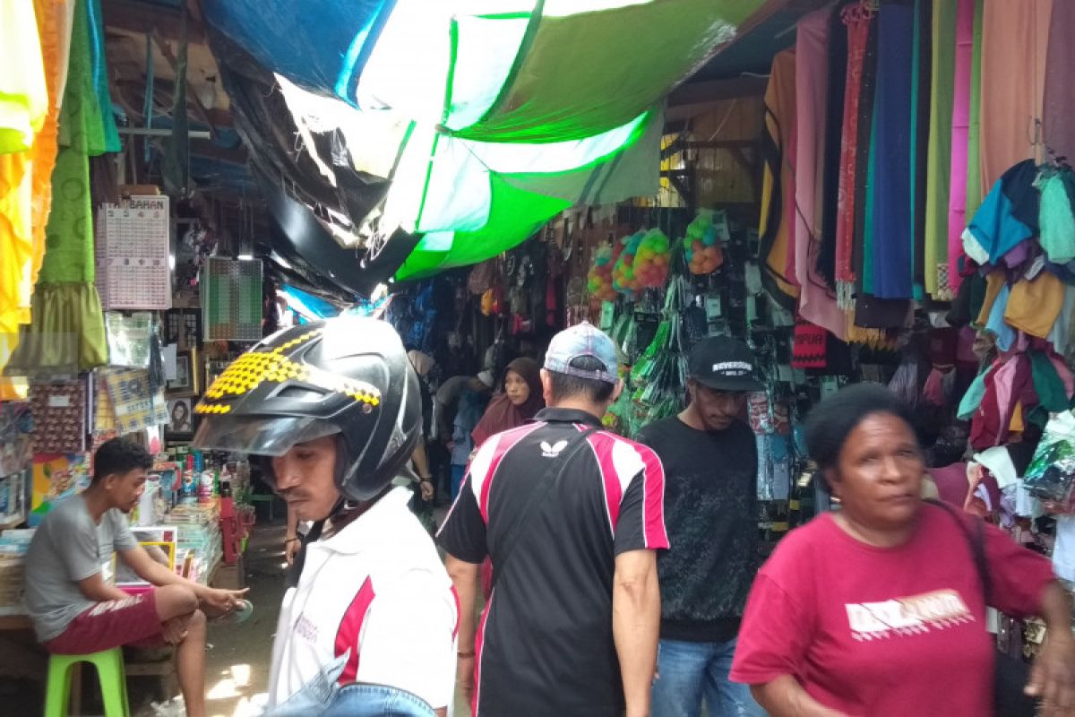 Penjualan kue kering di Sorong Papua Barat meningkat