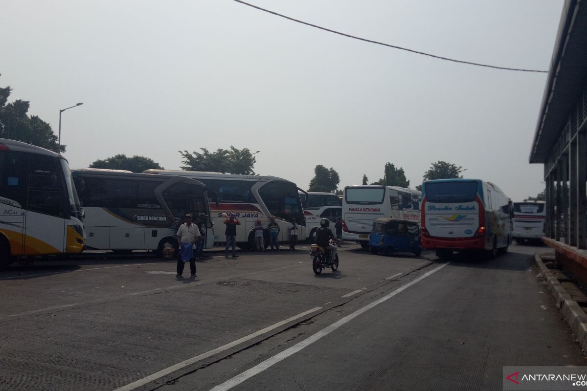 Terminal Malalayang berangatkan 8 bus mudik ke Gorontalo