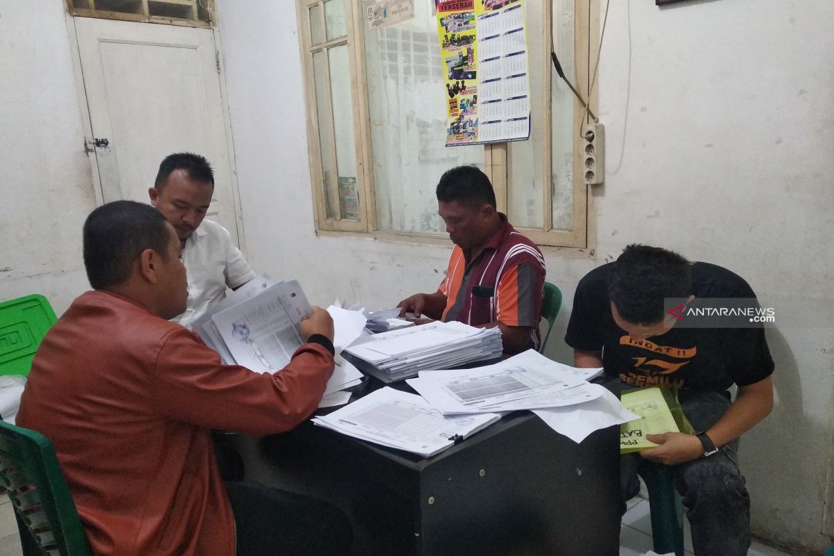 KPU Tapteng persiapkan bukti terkait gugatan ke MK