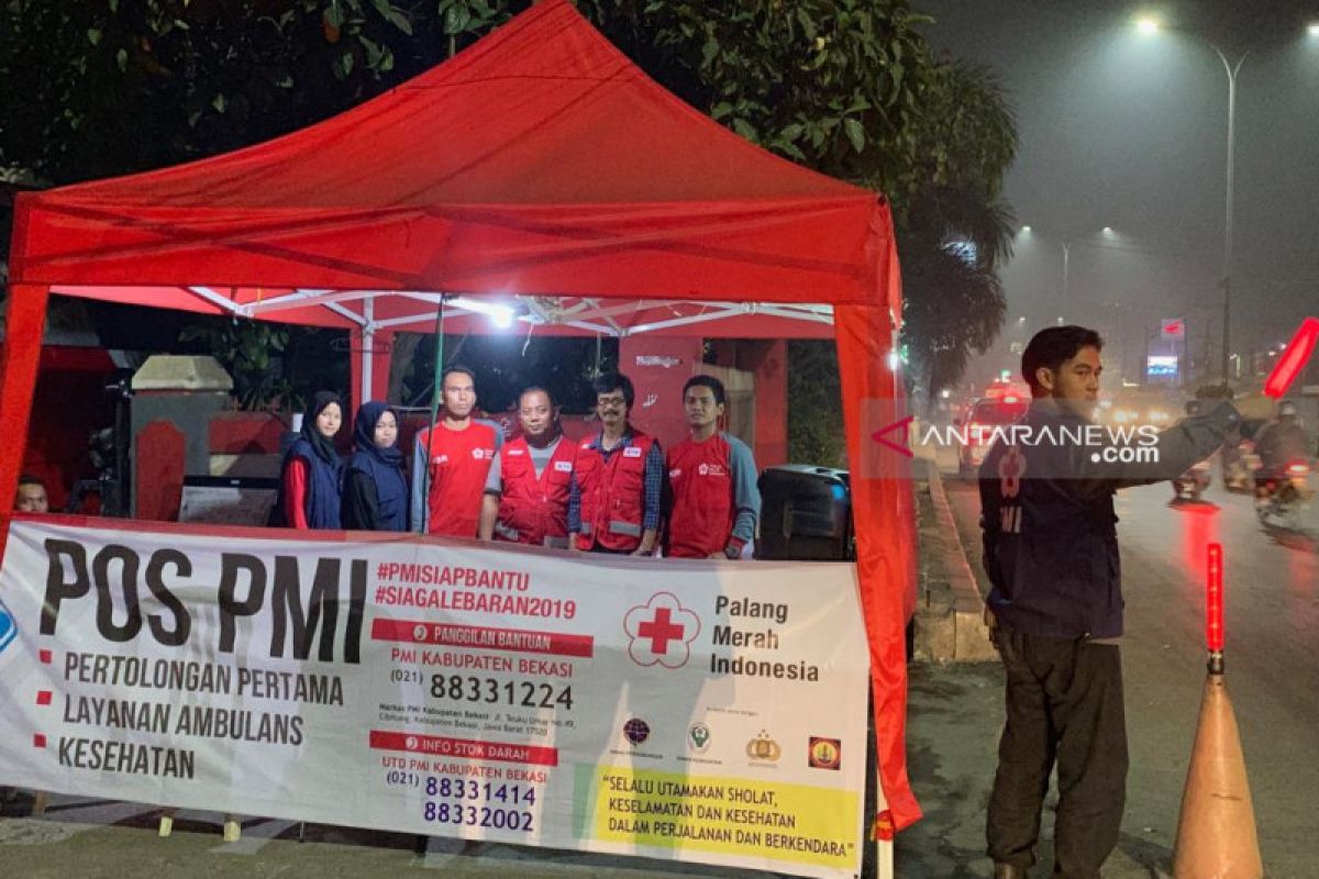 PMI Bekasi siagakan personel 24 jam membantu pemudik