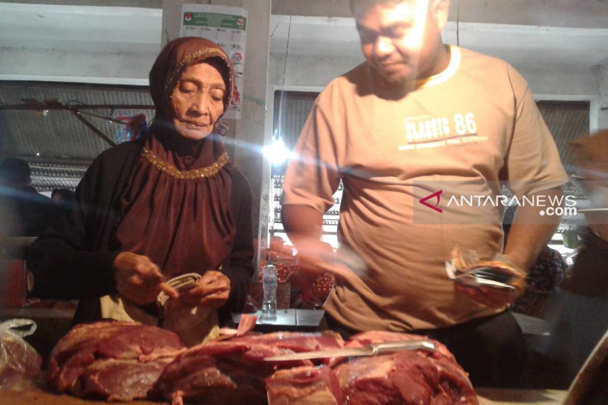 Harga daging di Kupang jelang Idul Fitri stabil