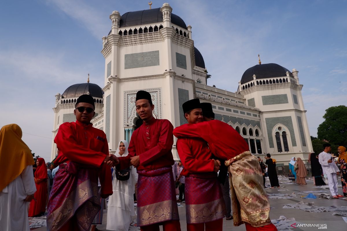 Cerita semangat lebaran mahasiswa Thailand di Medan