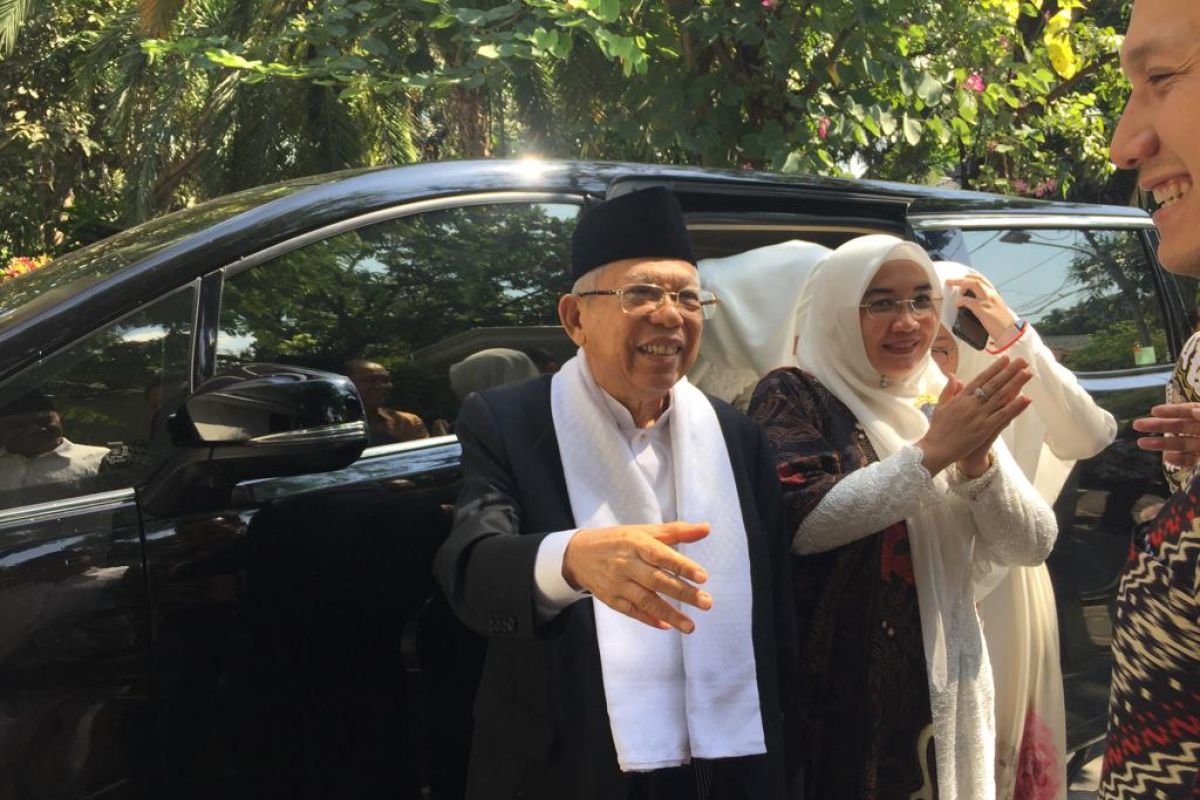 Ma'ruf Amin ucapkan selamat Idul Fitri kepada Prabowo-Sandi