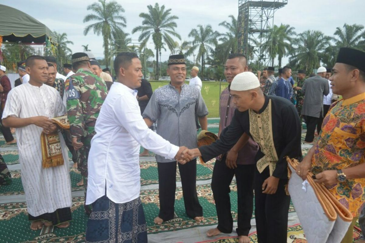 Yonif 122 Tombak Sakti gelar shalat Idul Fitri 1440 H