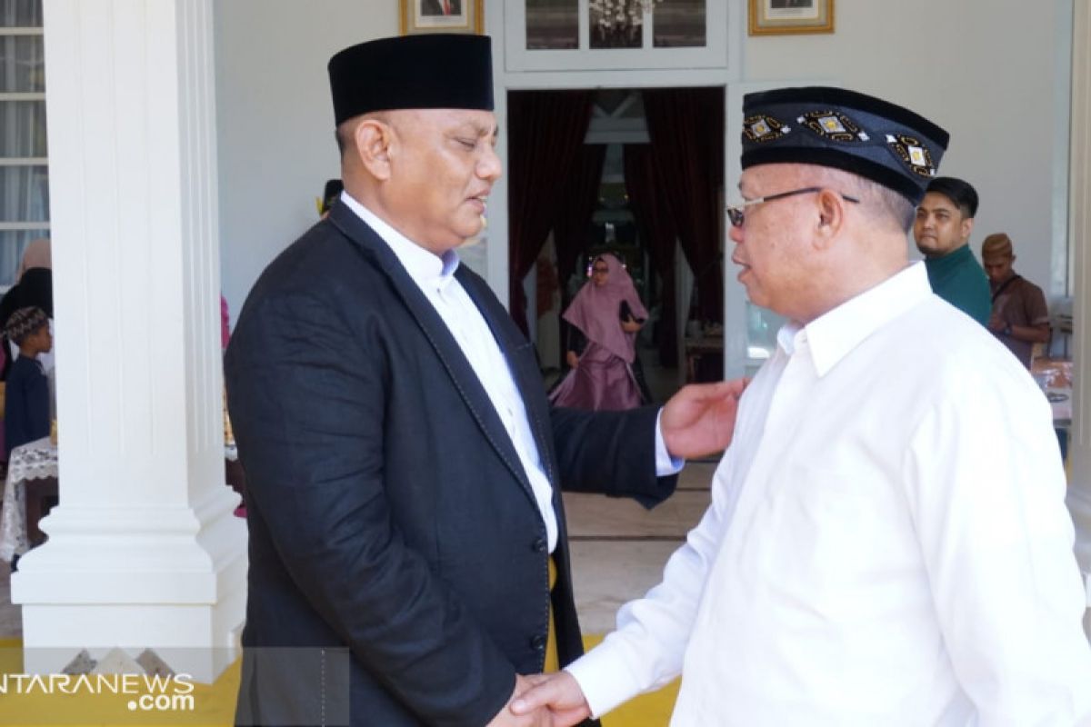 Gubernur bersilaturahmi dengan warga Gorontalo