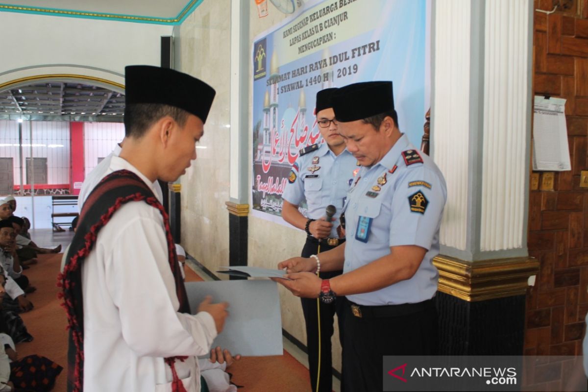 384 warga lapas Cianjur mendapat remisi, 4 orang langsung bebas