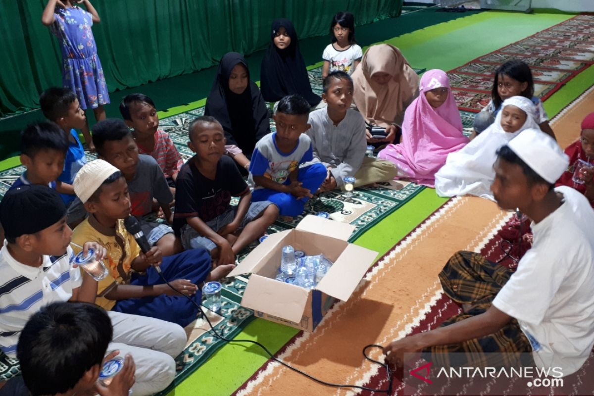 Gema takbir berkumandang di balik pengungsian korban likuefaksi Balaroa