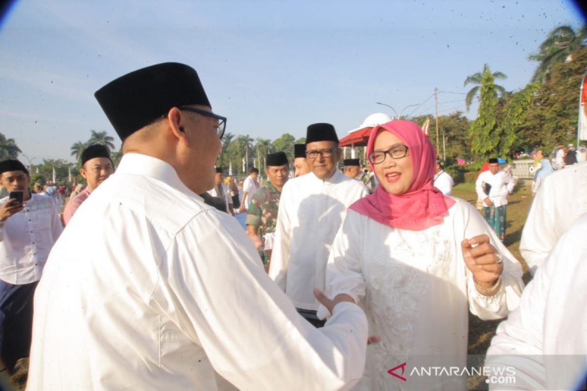 Idul Fitri momentum meredakan tensi politik