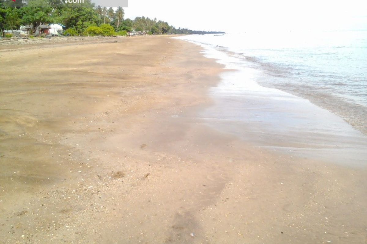 Pantai Sipakario Penajam dibenahi sambut libur Lebaran