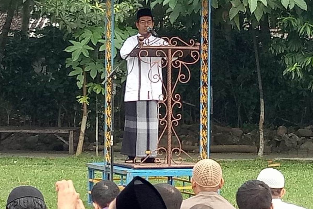 Masyarakat diminta tidak memakan "mentah-mentah" informasi di medsos