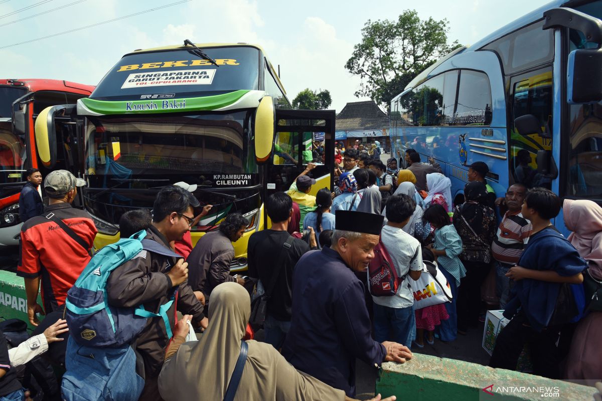 Penumpang mudik Lebaran ke Jambi turun 20 persen