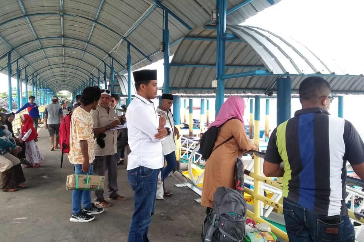 Pelabuhan Armada Semut Mangga Dua Ternate normal