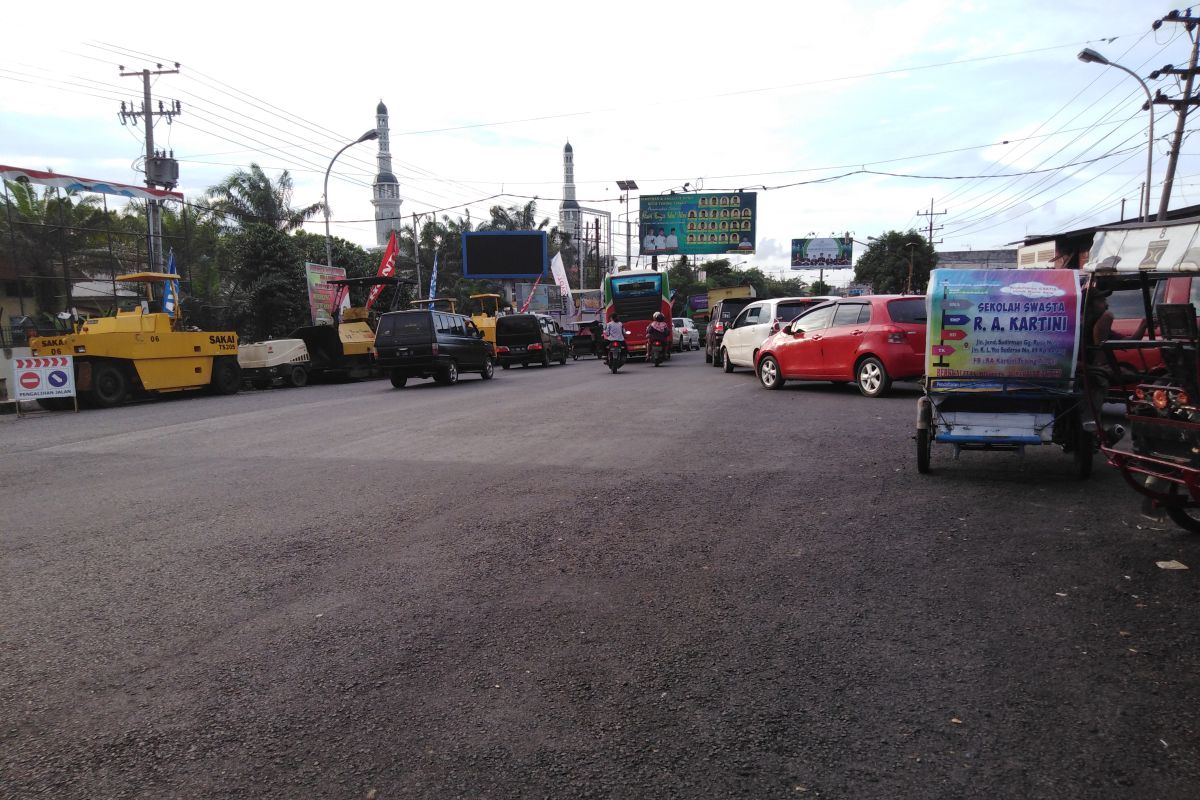 Sampai hari ke tiga lebaran jalan Tebing Tinggi-Medan masih terpantau macet