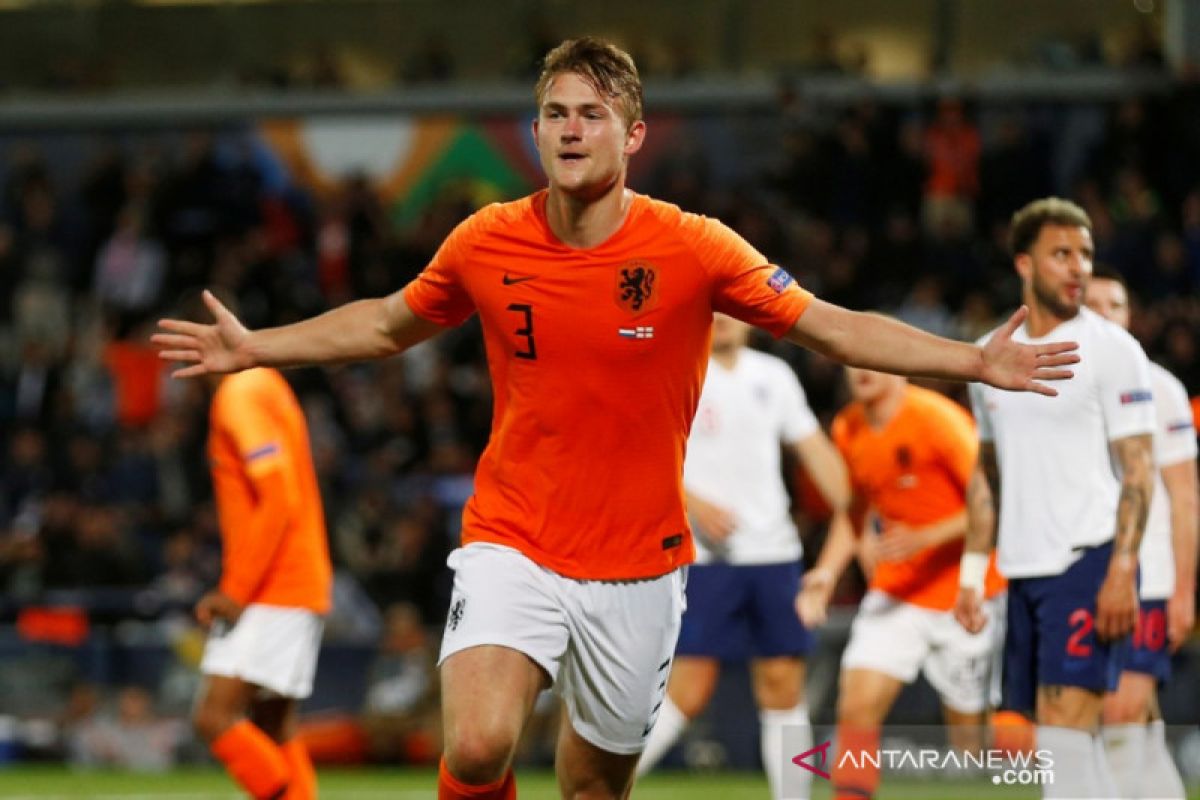 PSG kacaukan MU dan Barcelona dalam perburuan De Ligt