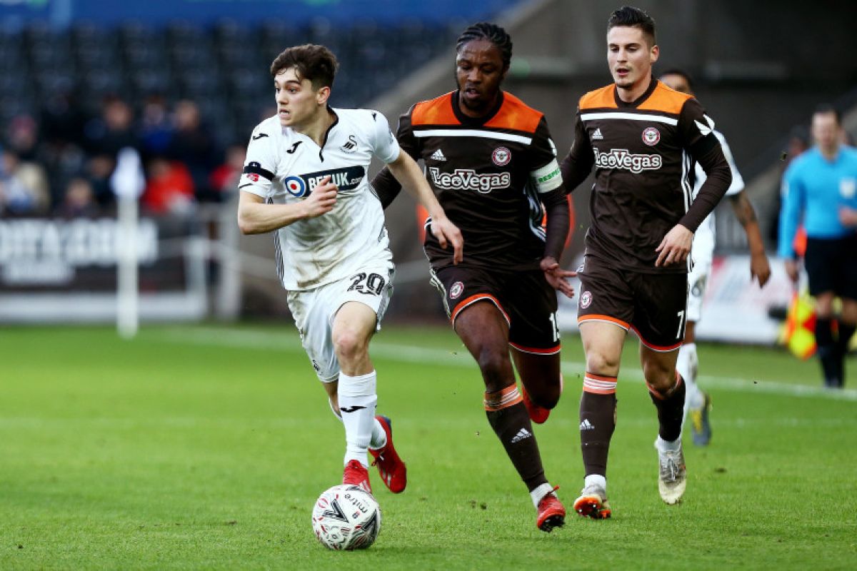 Daniel James rampungkan proses transfernya dari Swansea ke MU