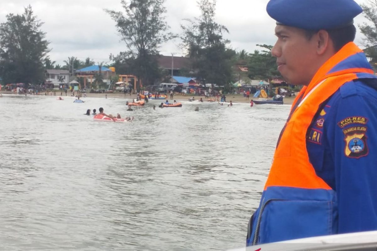 Objek wisata pantai di Tanah Bumbu, Kalsel ramai dikunjungi wisatawan