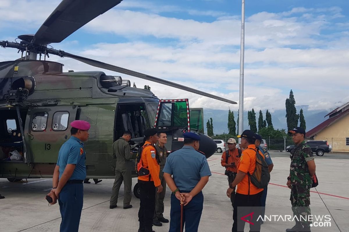 Super Puma cari kapal tenggelam di perairan Sulawesi Tengah