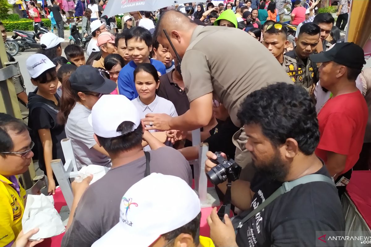 Perantau Antusias Nikmati Festival 10 ribu bakcang ayam dan lamang baluo