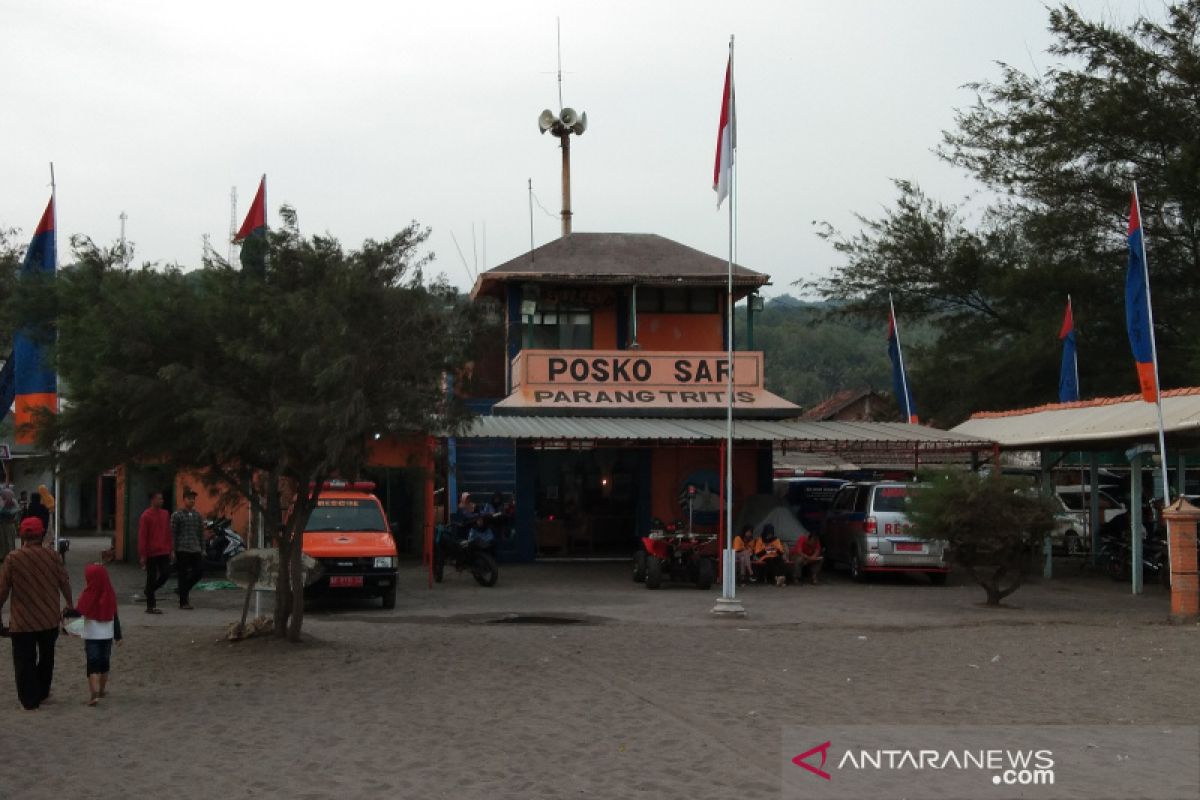 100 lebih wisatawan tersengat ubur-ubur di Parangtritis