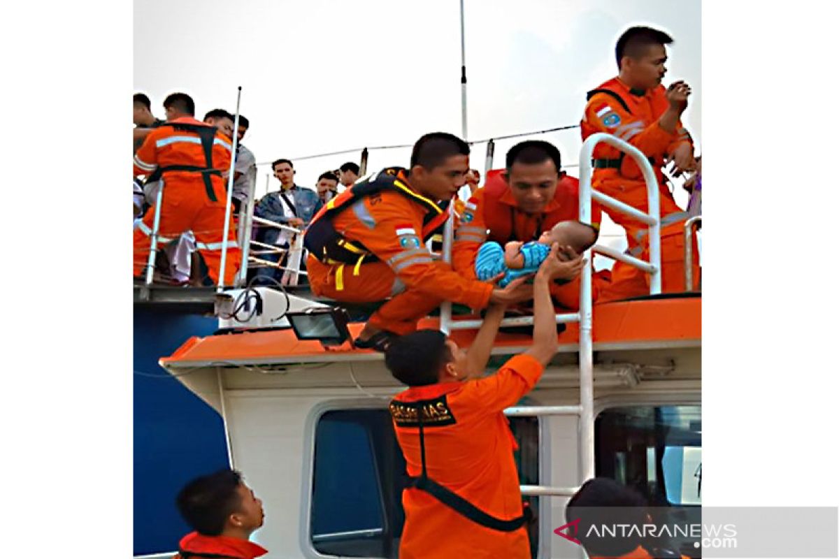 516 penumpang KMP Mutiara Persada II dievakuasi
