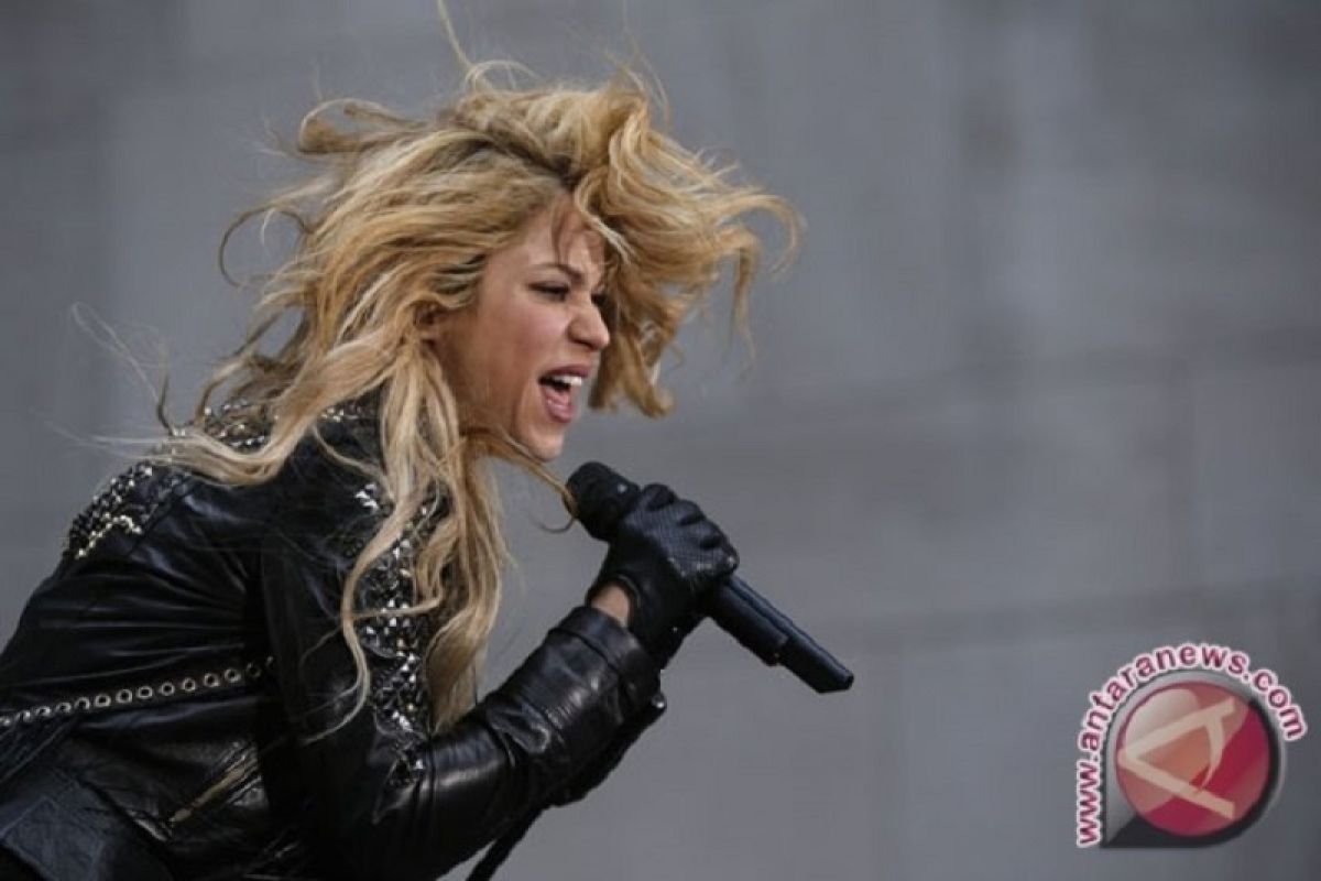 Penyanyi Kolombia, Shakira hadiri sidang penggelapan pajak