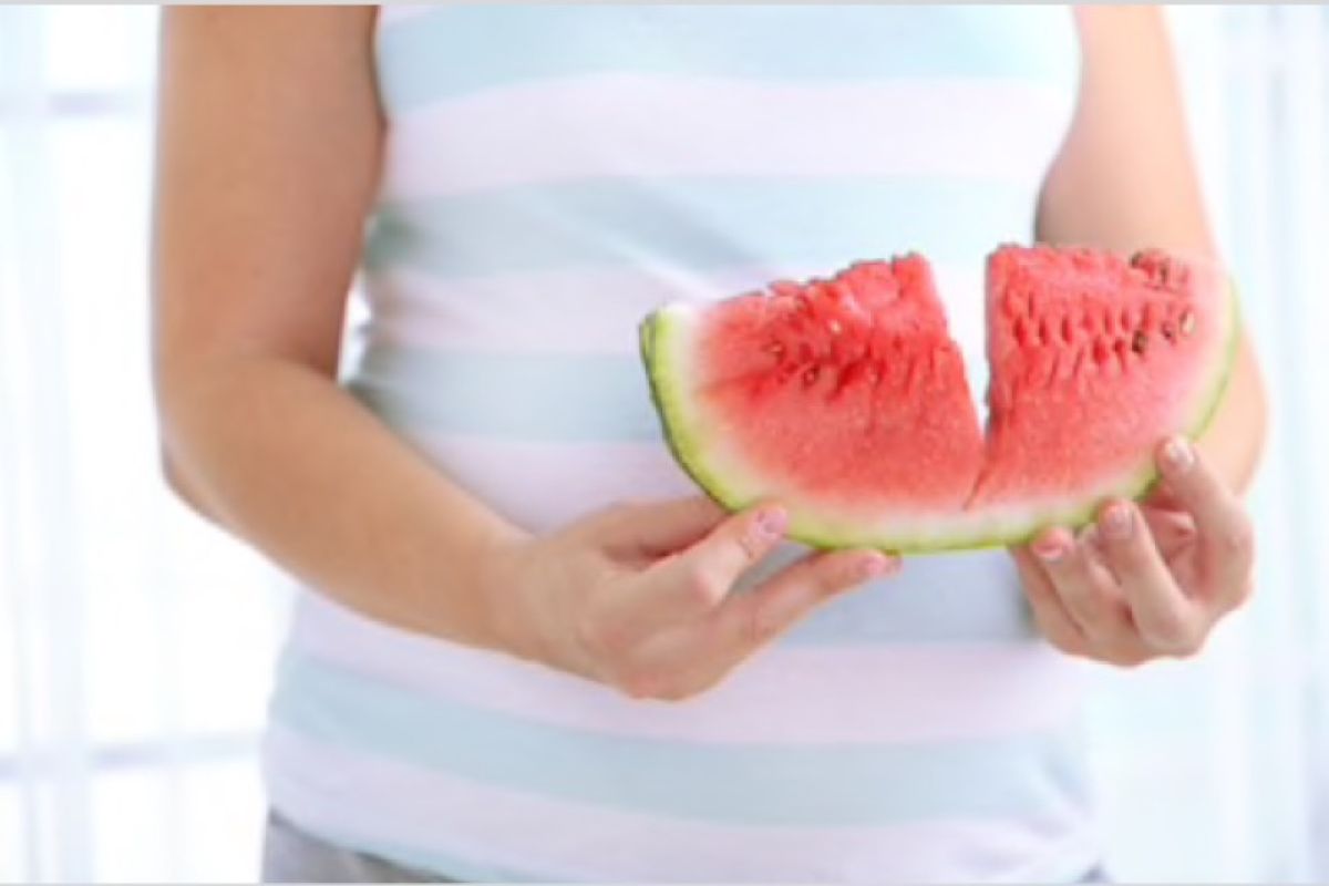 Manfaat mengkonsumsi semangka bagi ibu hamil
