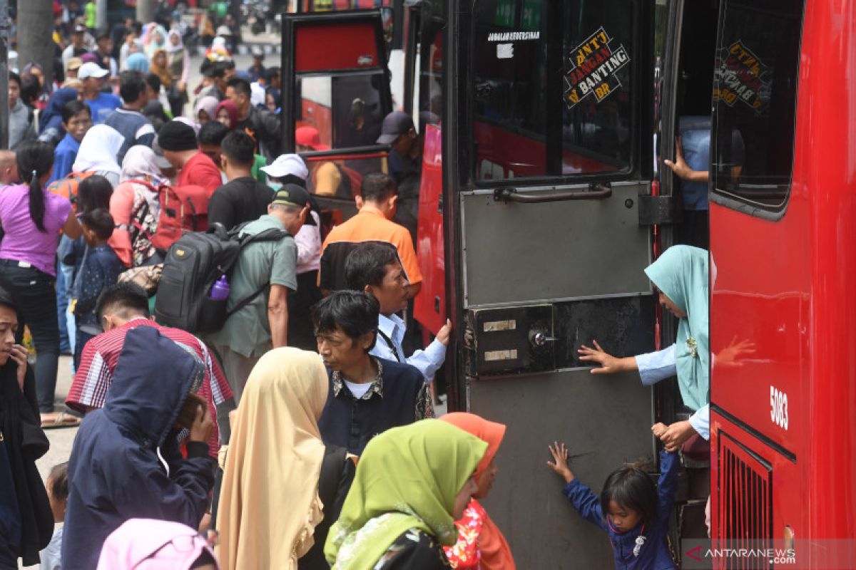 Dinas Kependudukan DKI catat 4,3 juta orang tiba di Jakarta