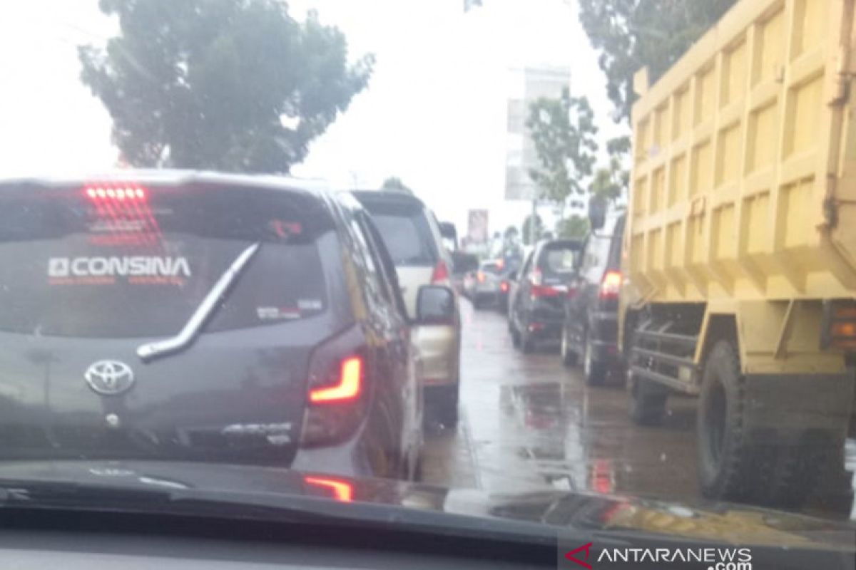 Sejumlah ruas jalan Kota Pontianak macet