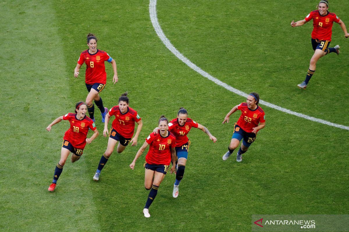 Berkat Jennifer,  Spanyol tekuk Afrika Selatan 3-1