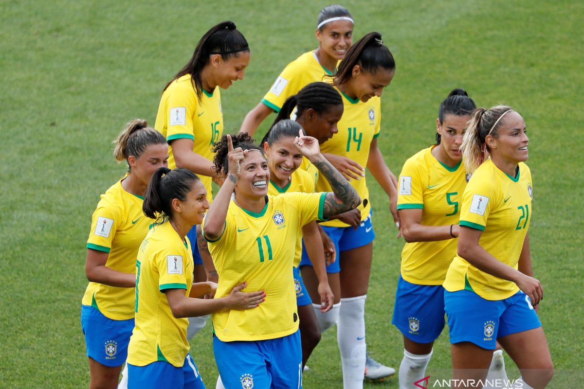 Brasil atas Jamaika 3-0 Piala Dunia Wanita